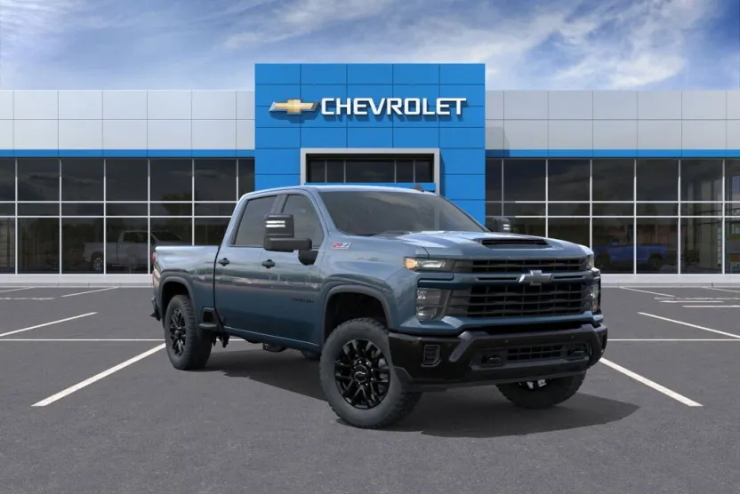 2026 Chevrolet Silverado 2500HD Custom photo 1
