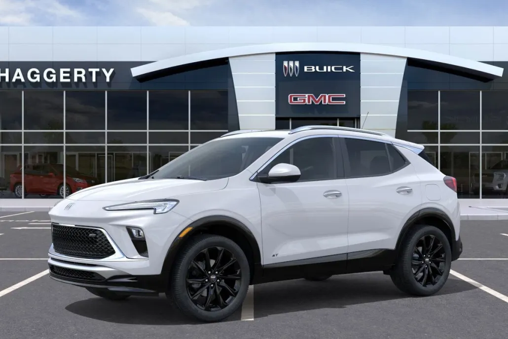 2026 Buick Encore GX Sport Touring photo 1