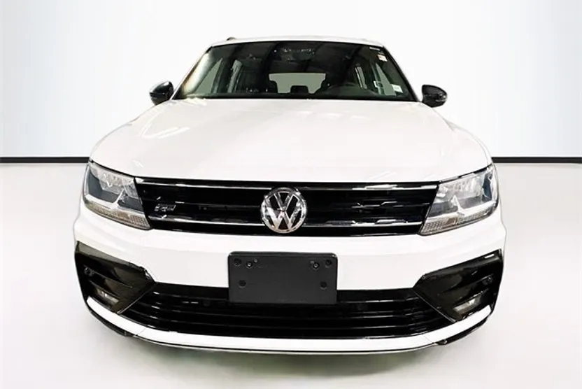 2021 Volkswagen Tiguan SE R-Line Black photo 1