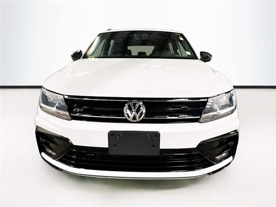 2021 Volkswagen Tiguan SE R-Line Black photo 1