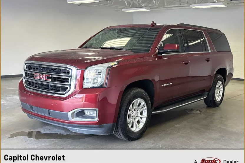 2019 Gmc Yukon XL SLT photo 1