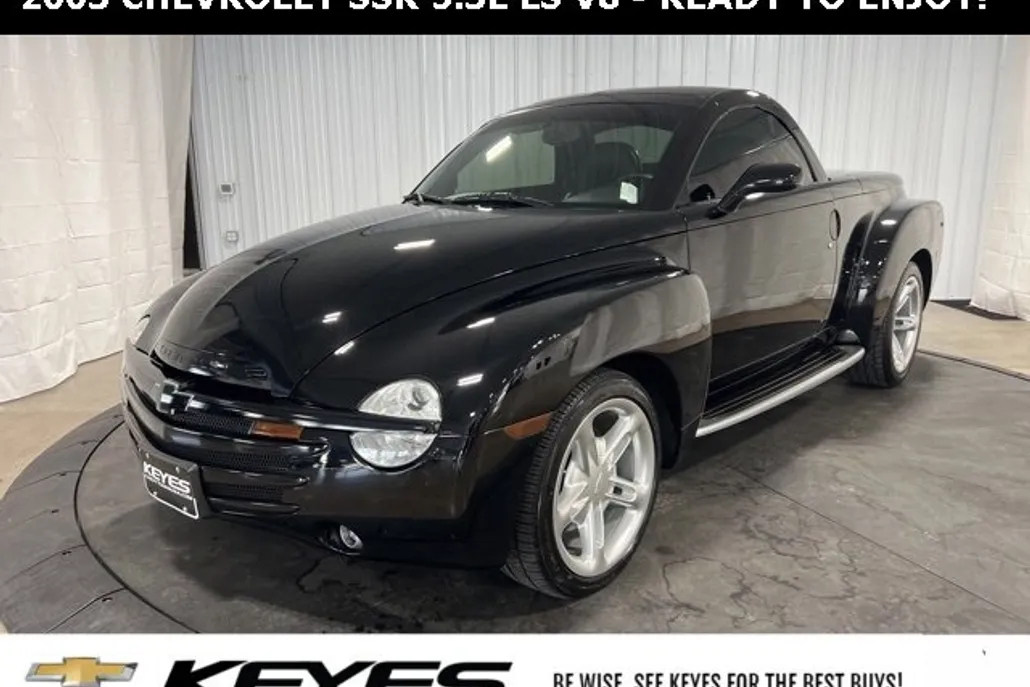 2003 Chevrolet SSR photo 1