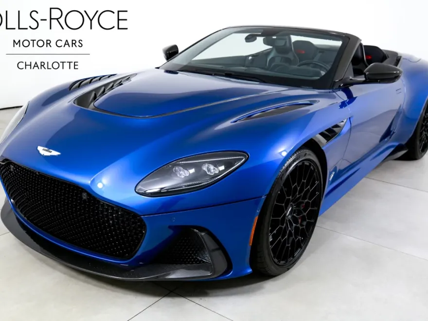 2023 Aston Martin DBS photo 1