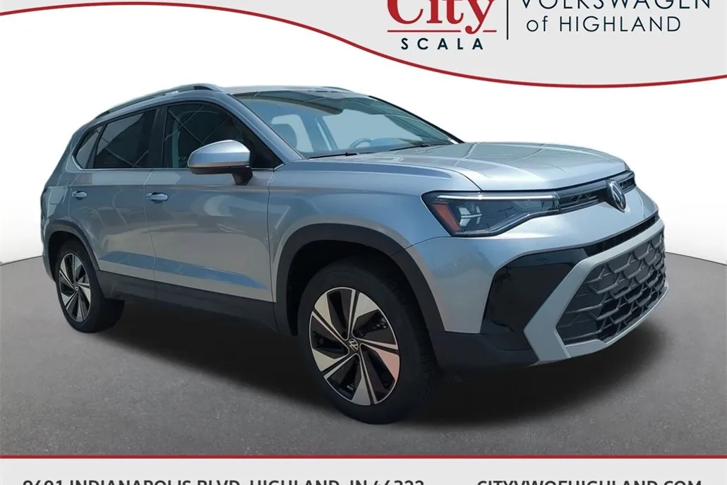 2025 Volkswagen Taos SE photo 1