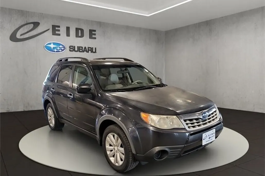 2012 Subaru Forester 2.5X Premium photo 1
