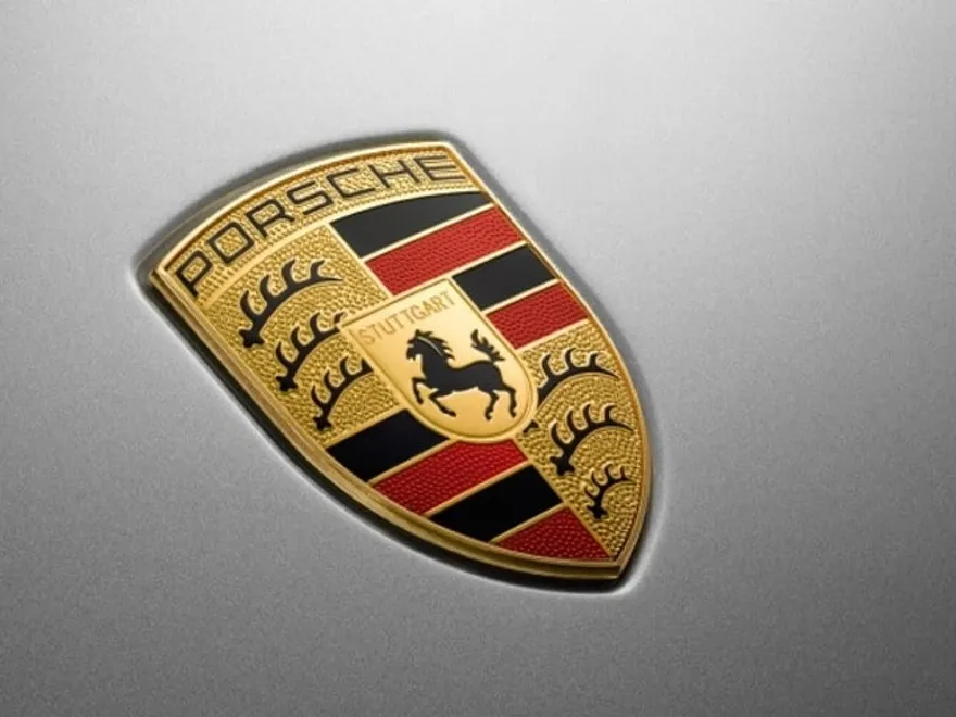 2025 Porsche Cayenne Coupe GTS photo 1