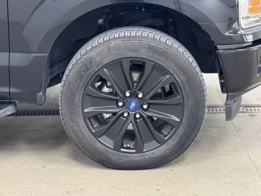 2020 Ford F-150 XL photo 1