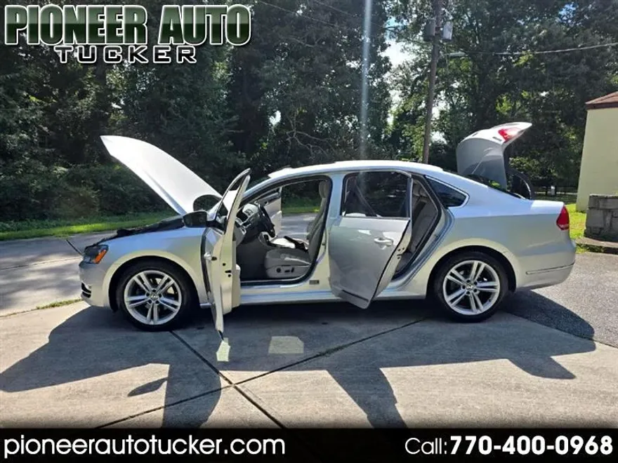 2014 Volkswagen Passat TDI SEL Premium photo 1