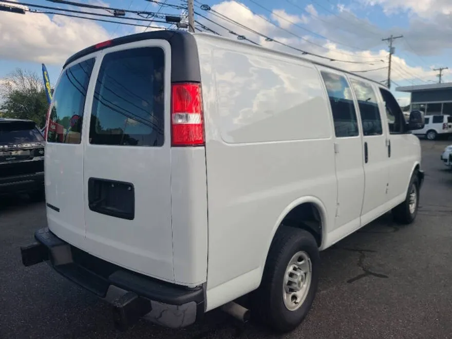 2023 Chevrolet Express 2500 Cargo Van photo 1