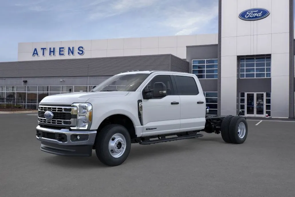 2026 Ford F-350 photo 1