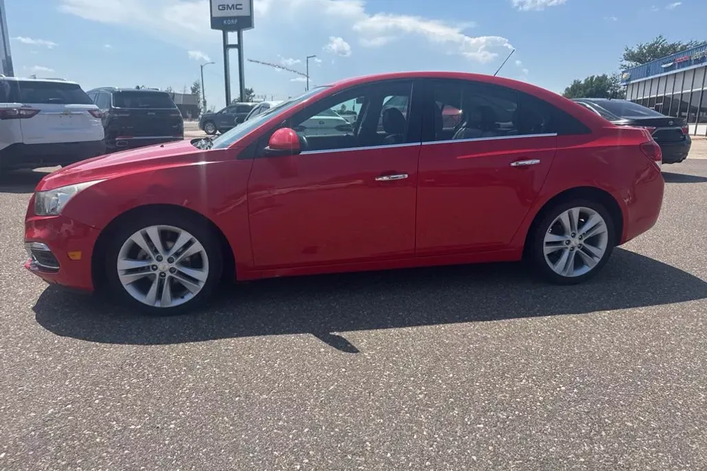 2016 Chevrolet Cruze LTZ photo 1