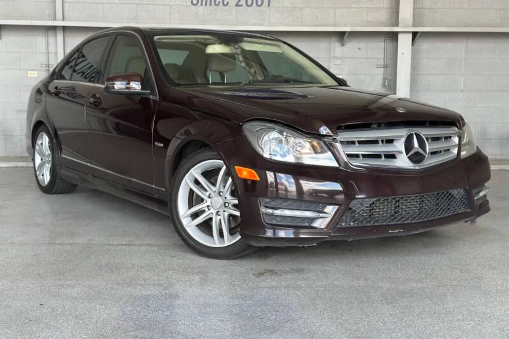 2012 Mercedes Benz C 250 Sport photo 1