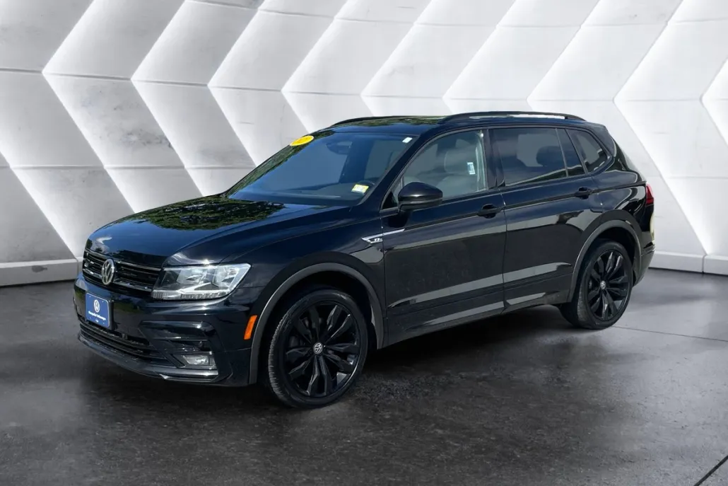 2021 Volkswagen Tiguan SE R-Line Black photo 1