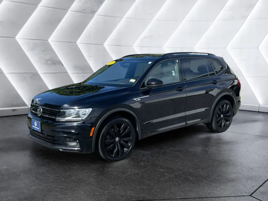 2021 Volkswagen Tiguan SE R-Line Black photo 1
