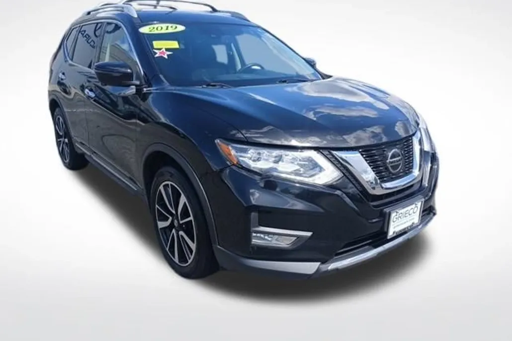 2019 Nissan Rogue SL photo 1