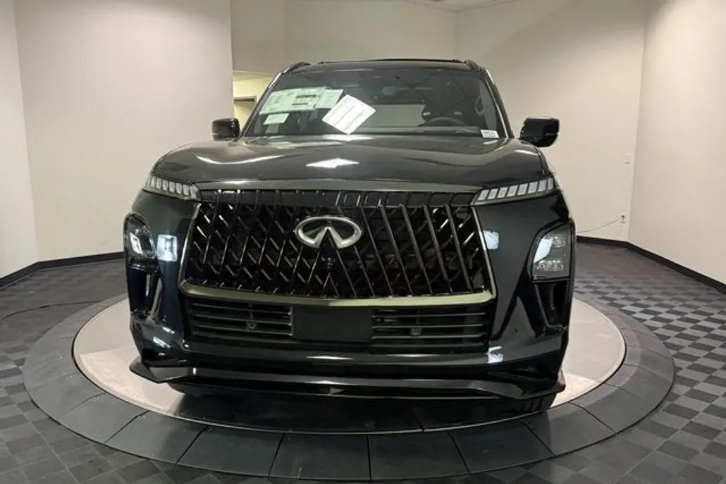 2026 Infiniti QX80 Sensory photo 1