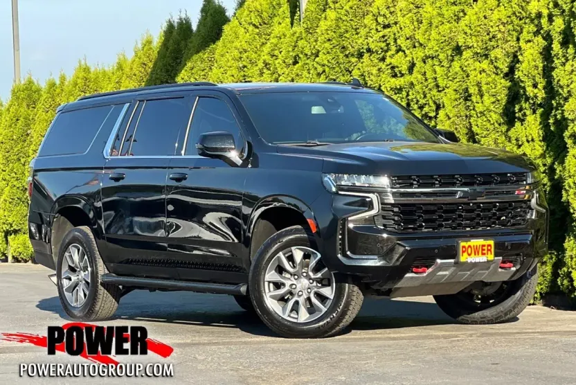 2021 Chevrolet Suburban Z71 photo 1