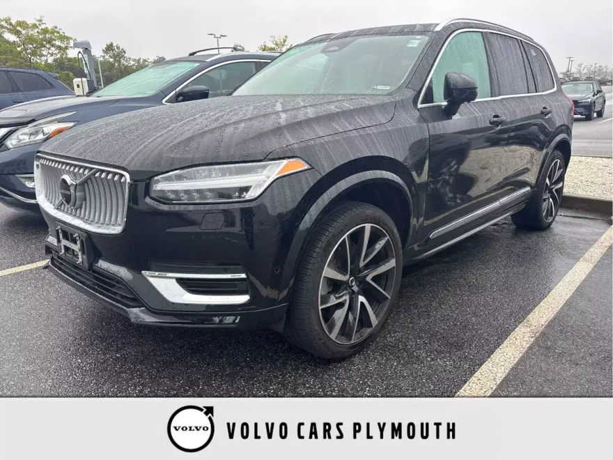 2024 Volvo XC90 Plus photo 1