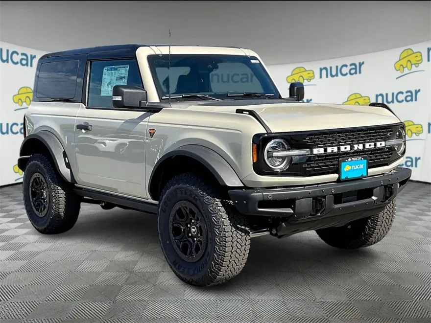 2025 Ford Bronco Badlands photo 1