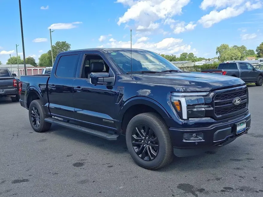 2025 Ford F-150 Lariat photo 1