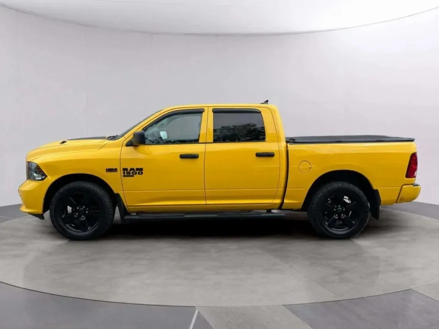 2019 Ram 1500 Classic Express photo 1