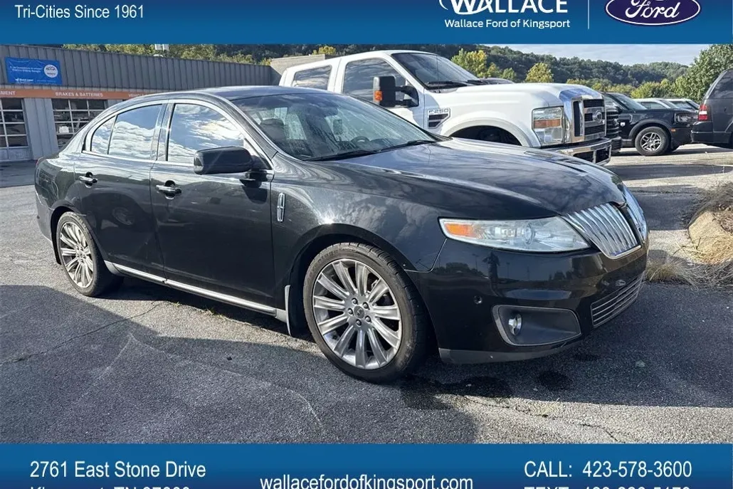 2011 Lincoln MKS EcoBoost photo 1