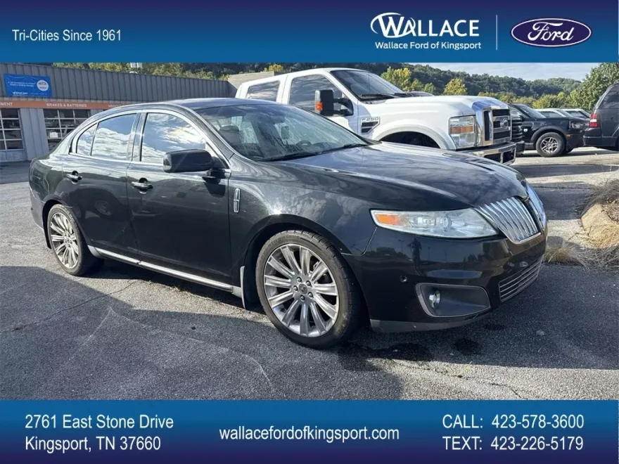 2011 Lincoln MKS EcoBoost photo 1