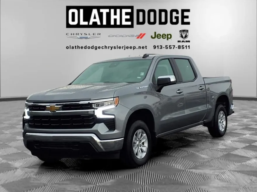 2025 Chevrolet Silverado 1500 LT photo 1