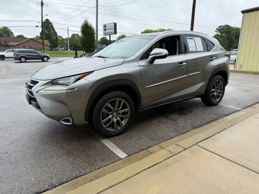 2015 Lexus NX 200t Luxury photo 1