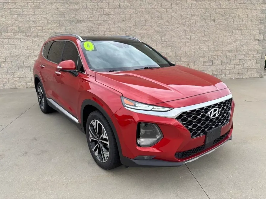 2020 Hyundai Santa Fe SE photo 1