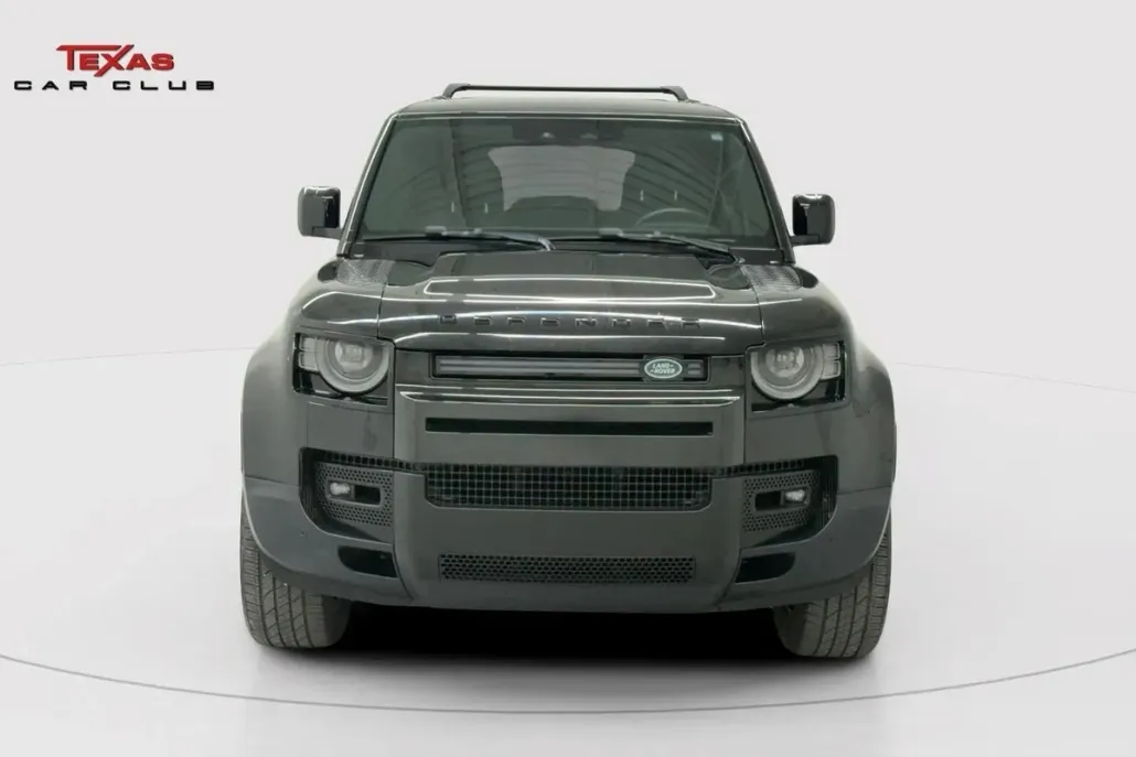 2022 Land Rover Defender 110 S photo 1