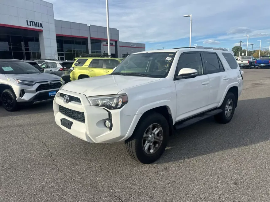 2018 Toyota 4Runner SR5 Premium photo 1