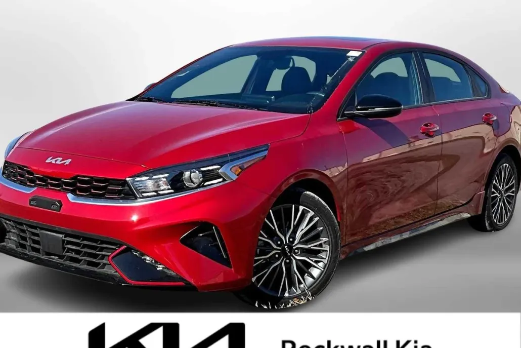 2024 Kia Forte GT-Line photo 1