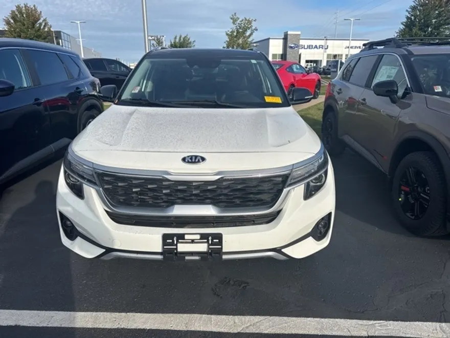 2021 Kia Seltos S photo 1