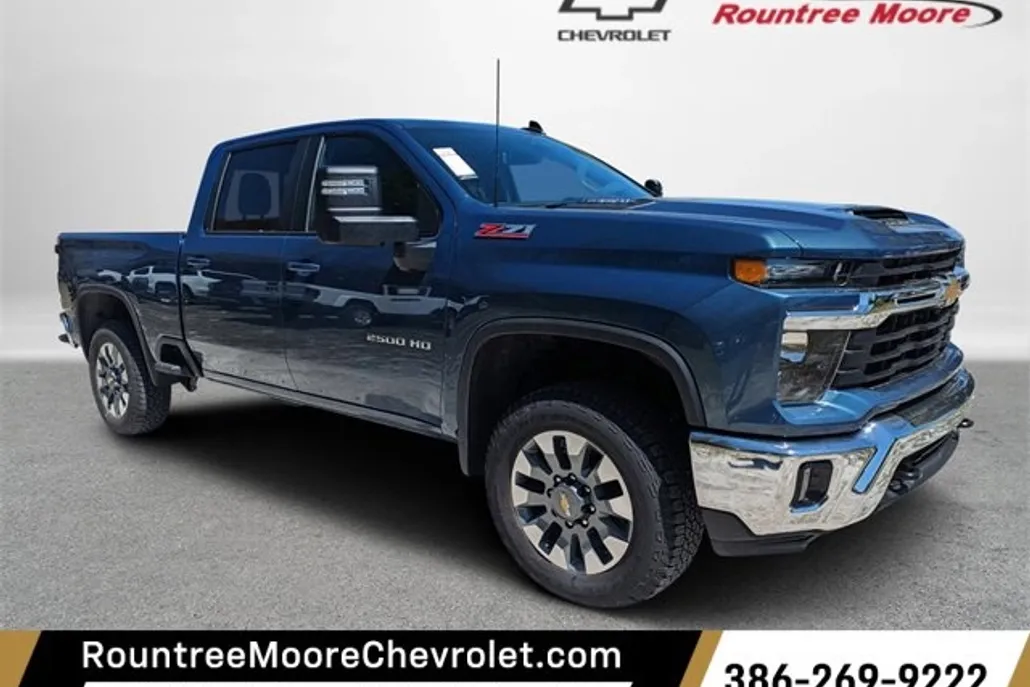 2025 Chevrolet Silverado 2500HD LT photo 1