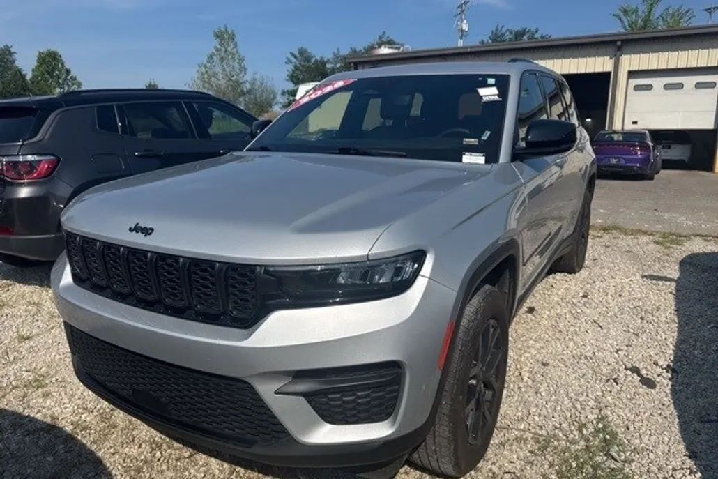 2024 Jeep Grand Cherokee Altitude X photo 1