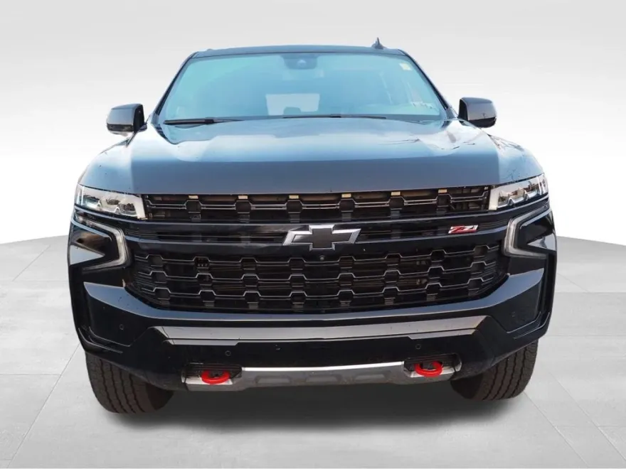 2024 Chevrolet Suburban Z71 photo 1