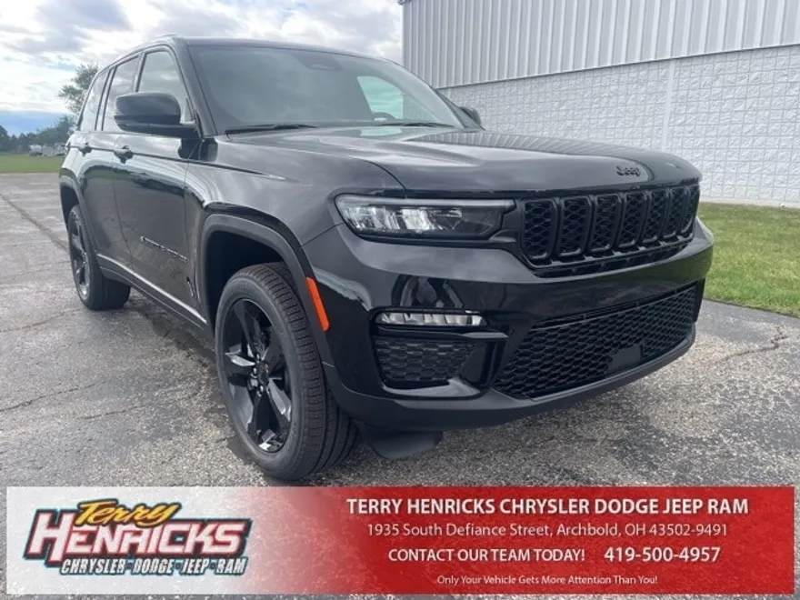 2025 Jeep Grand Cherokee Limited photo 1