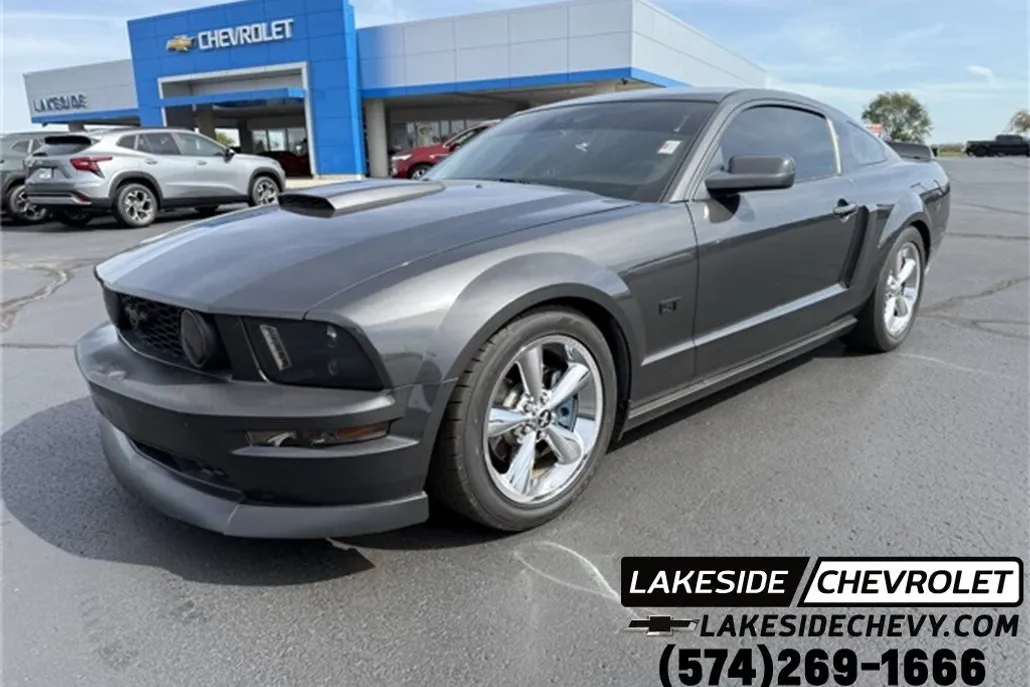 2008 Ford Mustang GT photo 1