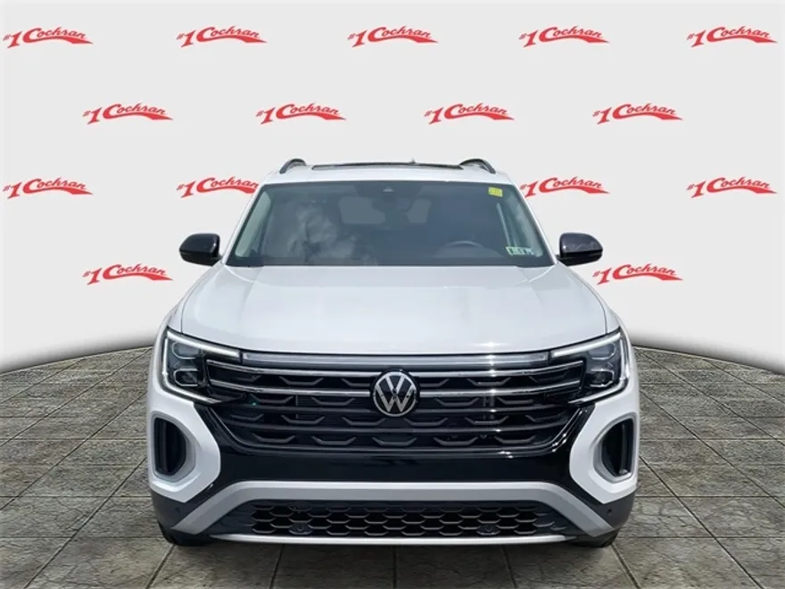 2025 Volkswagen Atlas Peak Edition SE photo 1