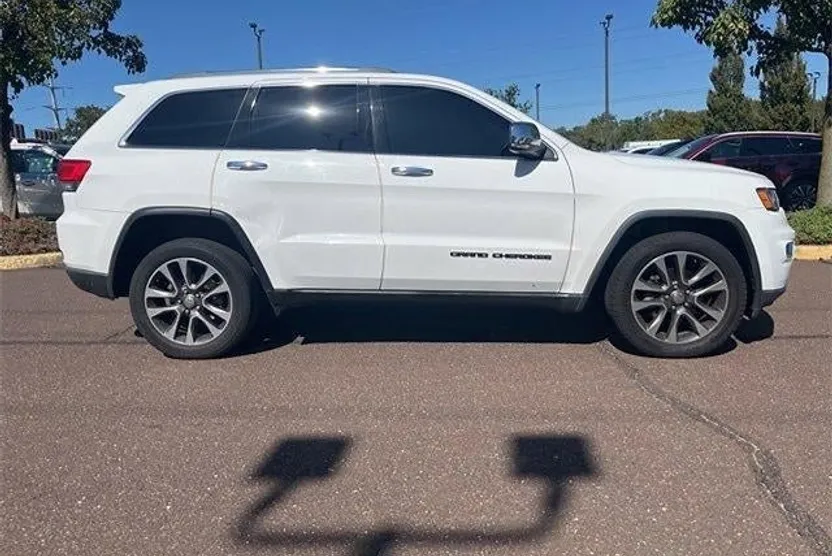 2018 Jeep Grand Cherokee Limited photo 1