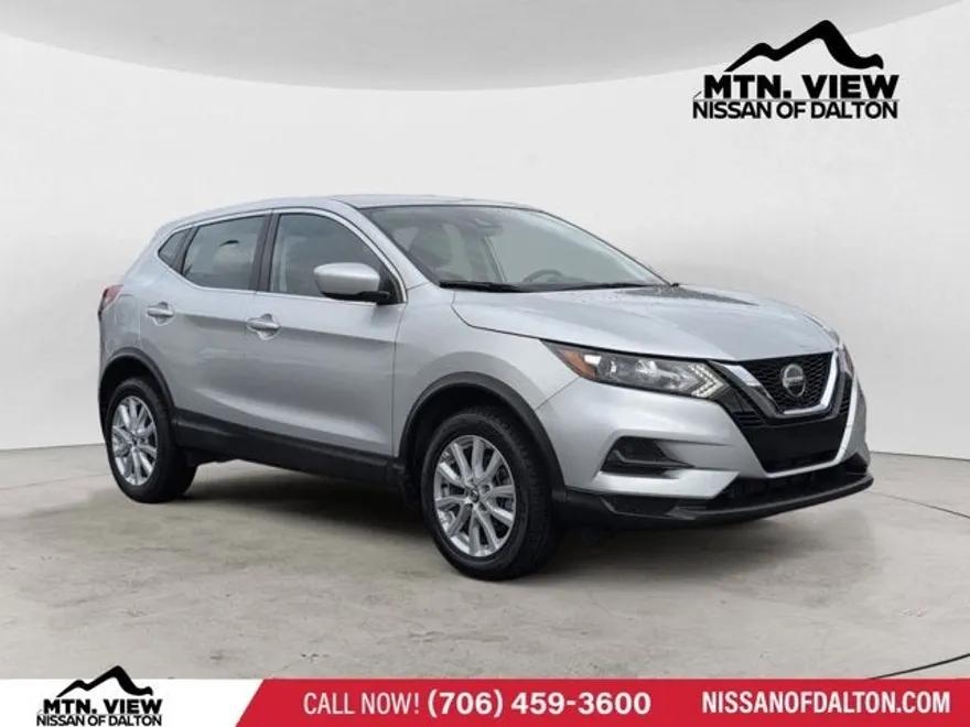 2020 Nissan Rogue Sport S photo 1