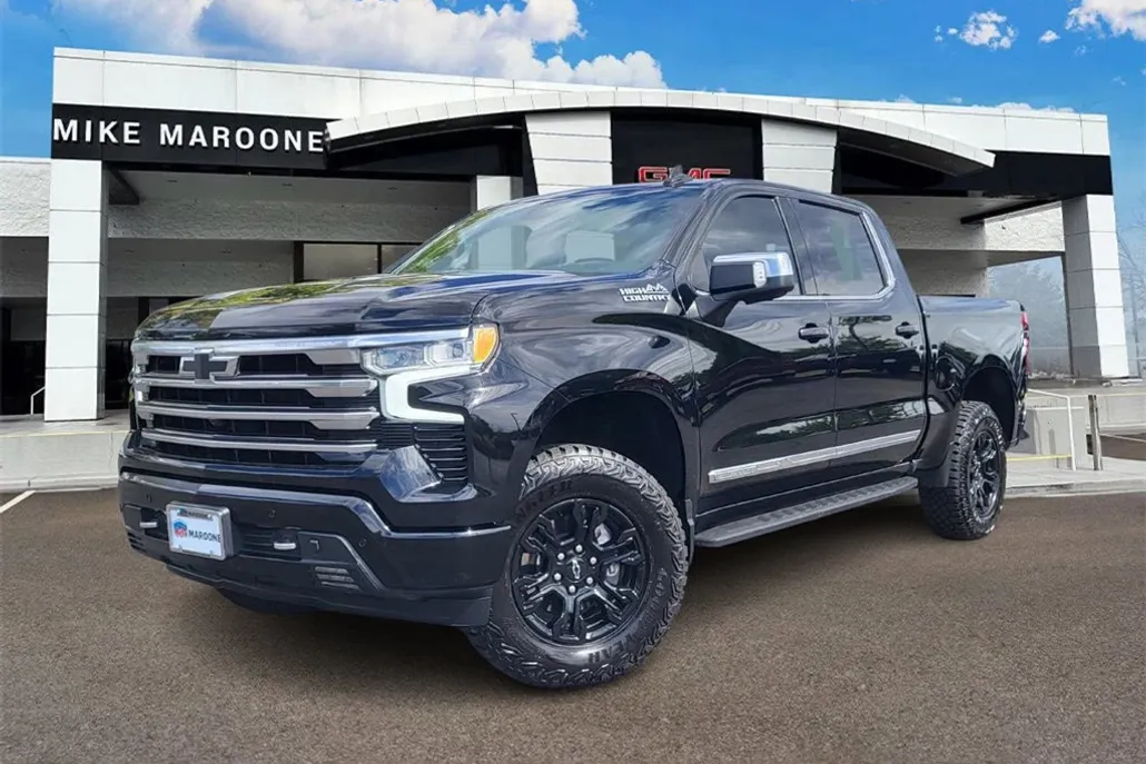 2023 Chevrolet Silverado 1500 High Country photo 1