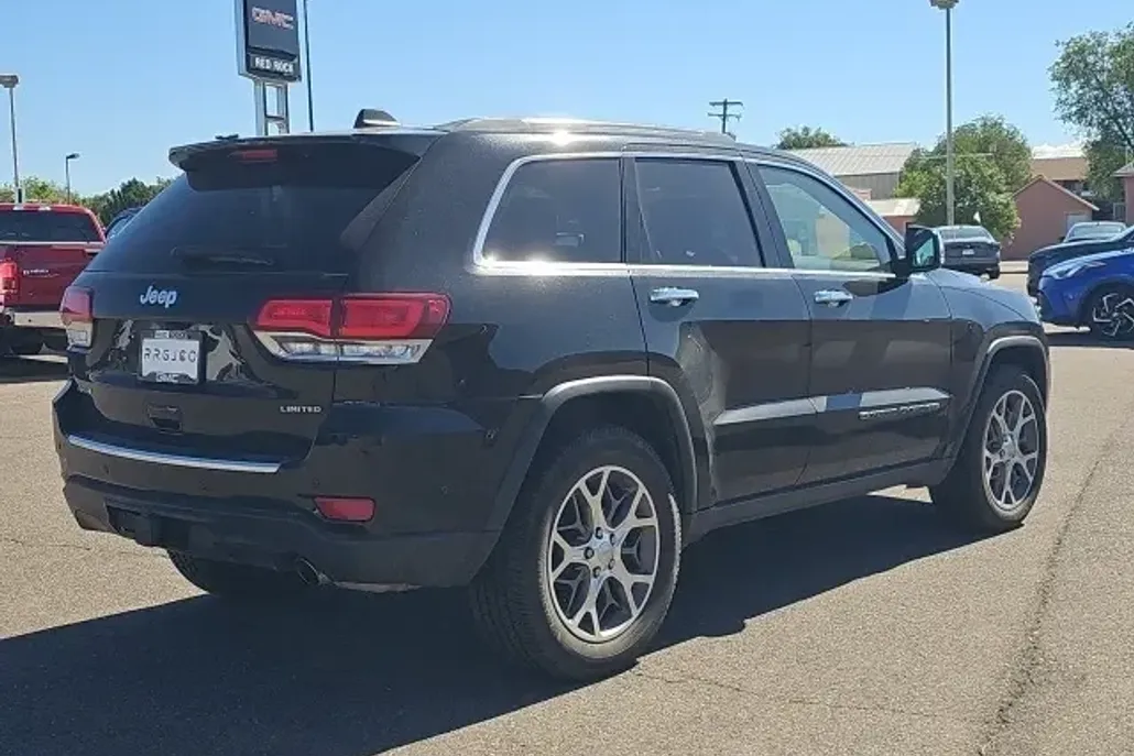 2022 Jeep Cherokee Limited photo 1