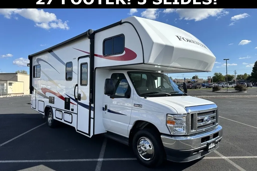2022 Ford E-450 photo 1