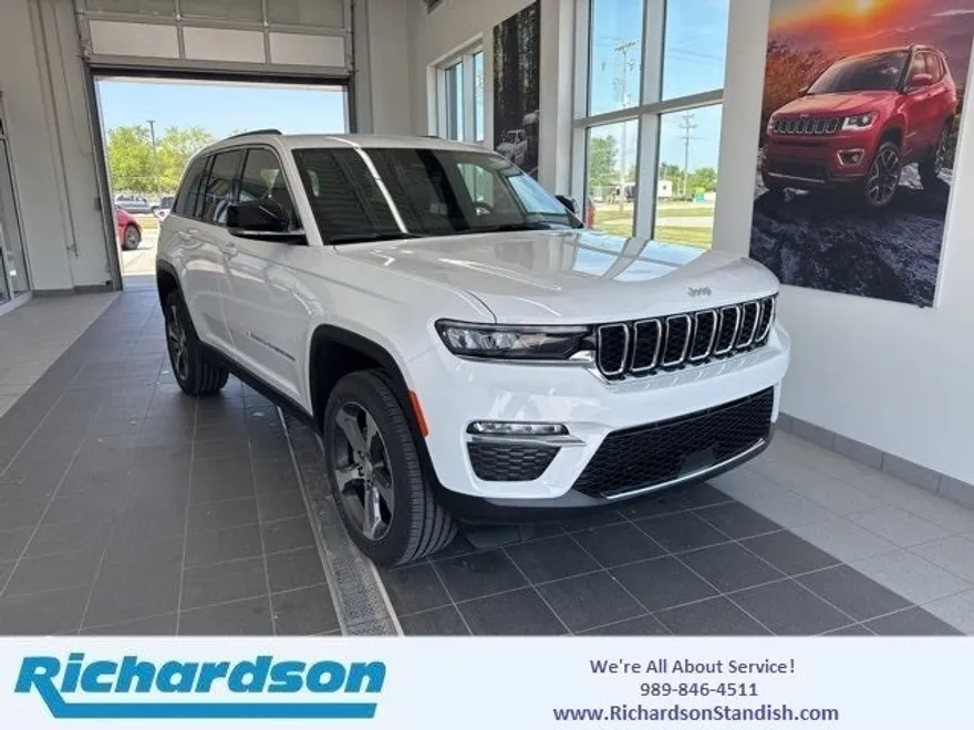 2025 Jeep Grand Cherokee Limited photo 1