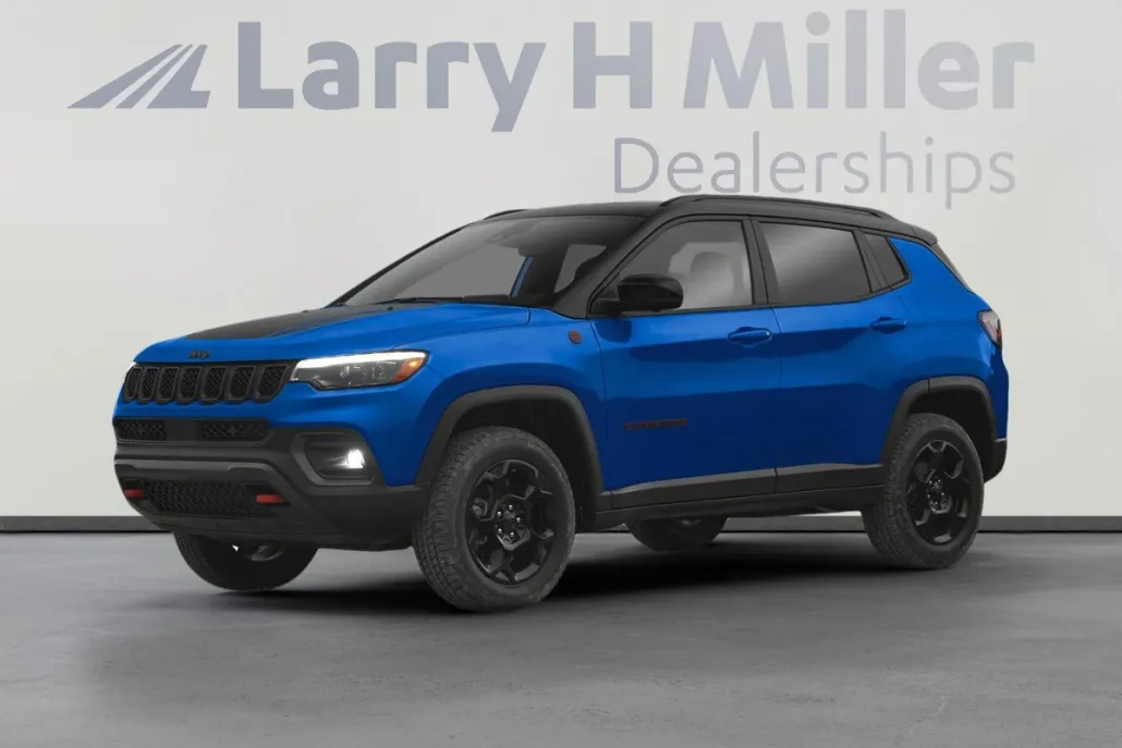 2025 Jeep Compass Trailhawk photo 1