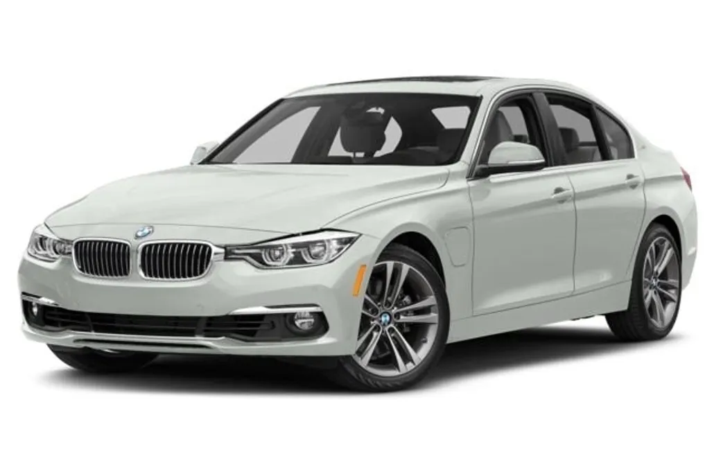 2018 Bmw 330e Sedan photo 1