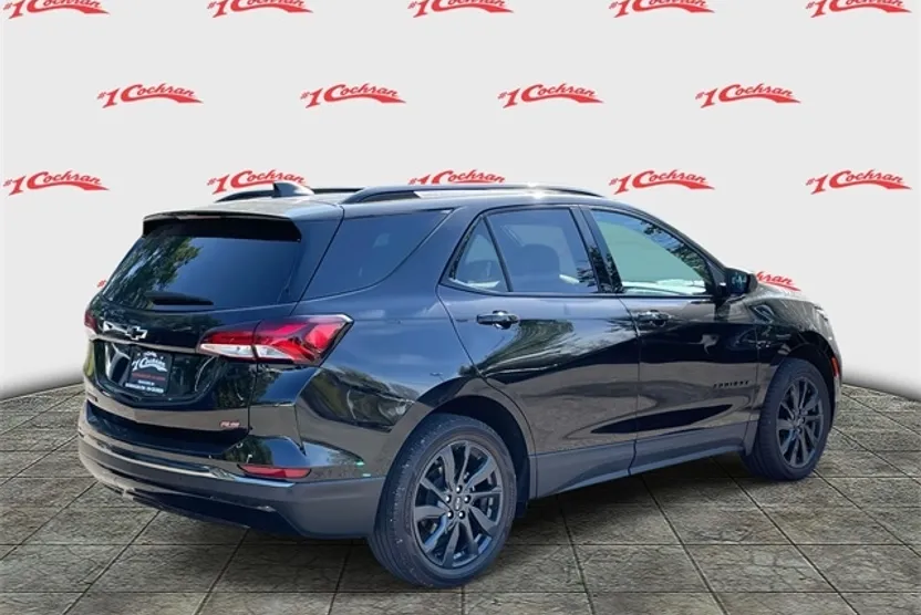 2023 Chevrolet Equinox RS photo 1