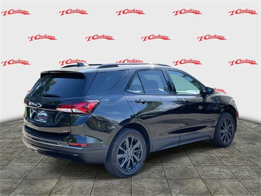 2023 Chevrolet Equinox RS photo 1